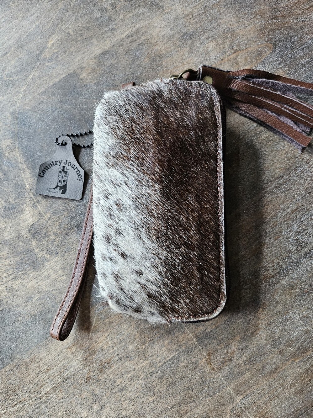 NWT Cowhide Leather Wristlet Clutch Purse